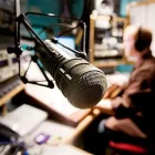 Business 2 image LIVERADIO.IE Radio Stations in Buncrana DL
